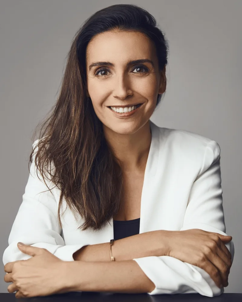 Marisa Gallardo, retrato de frente, sonriendo